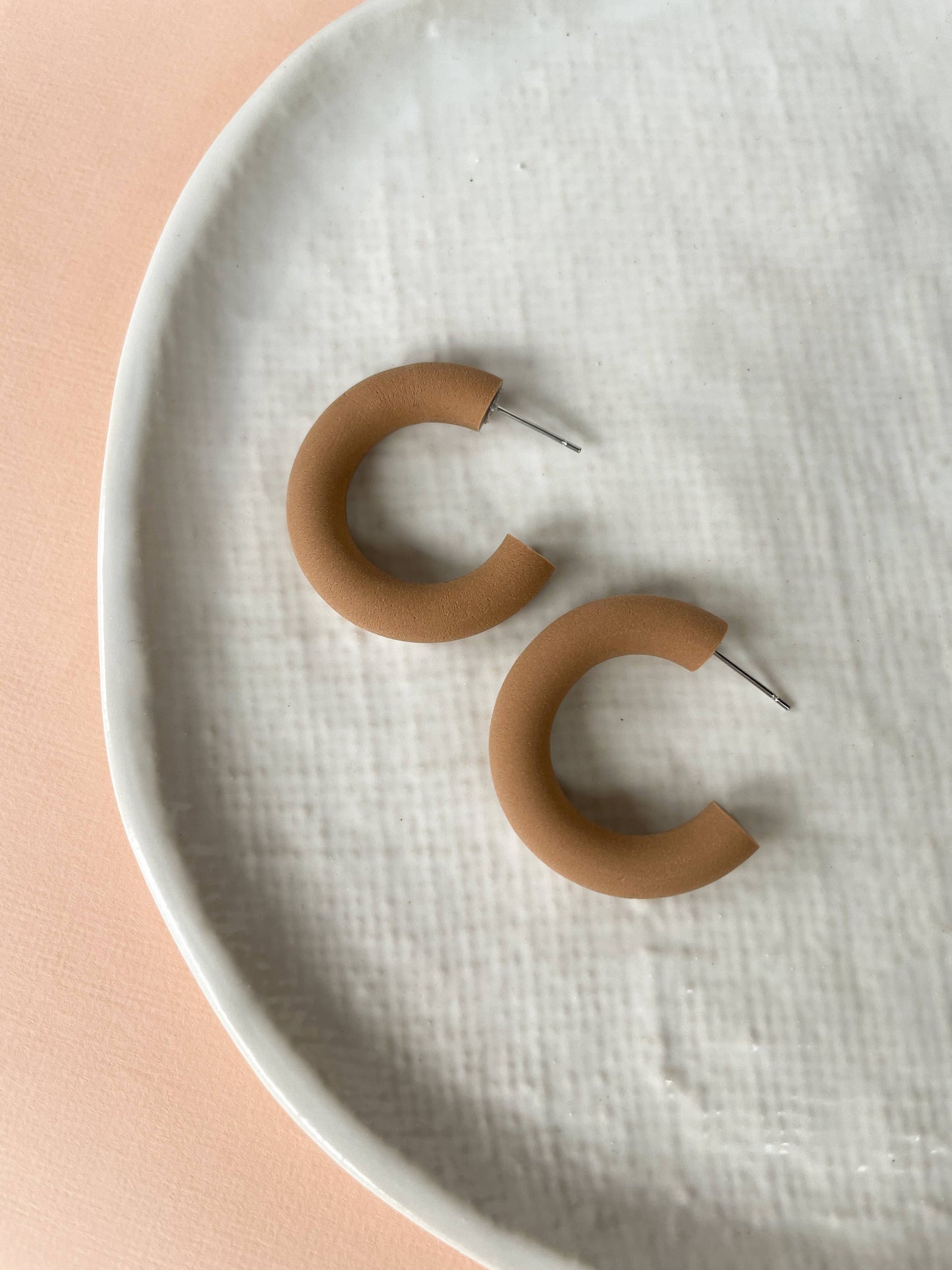 Ellory Hoops in Camel