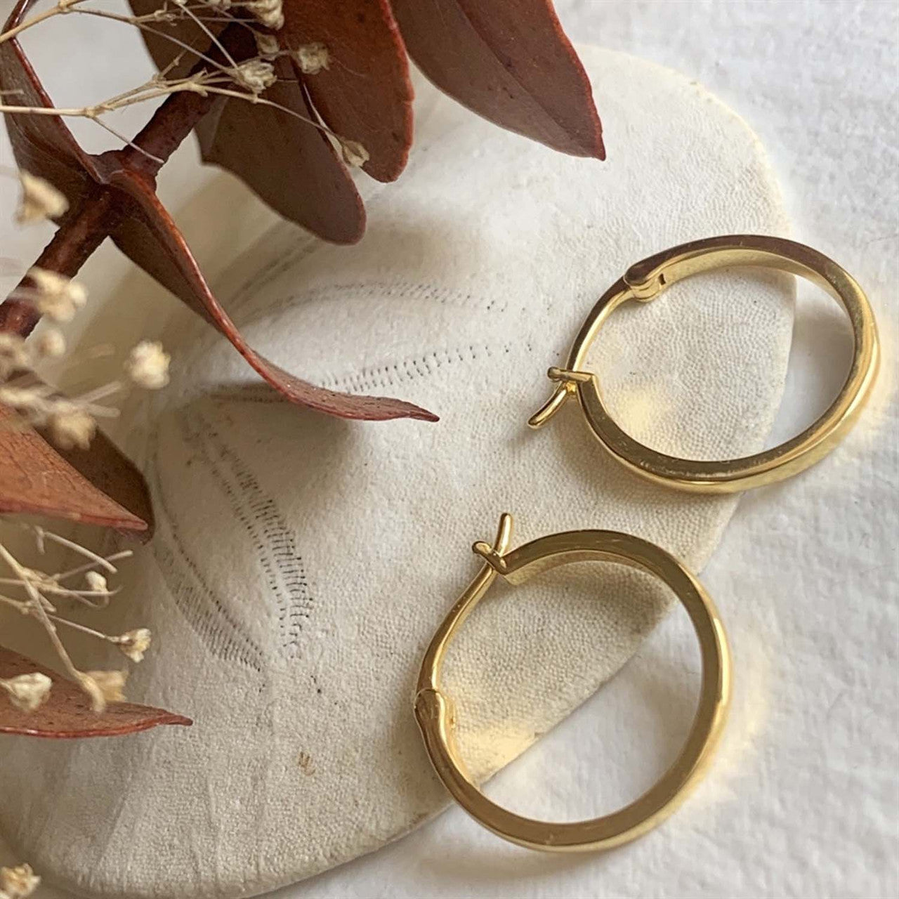 Acropolis 18mm Hoop Earrings in Gold Vermeil