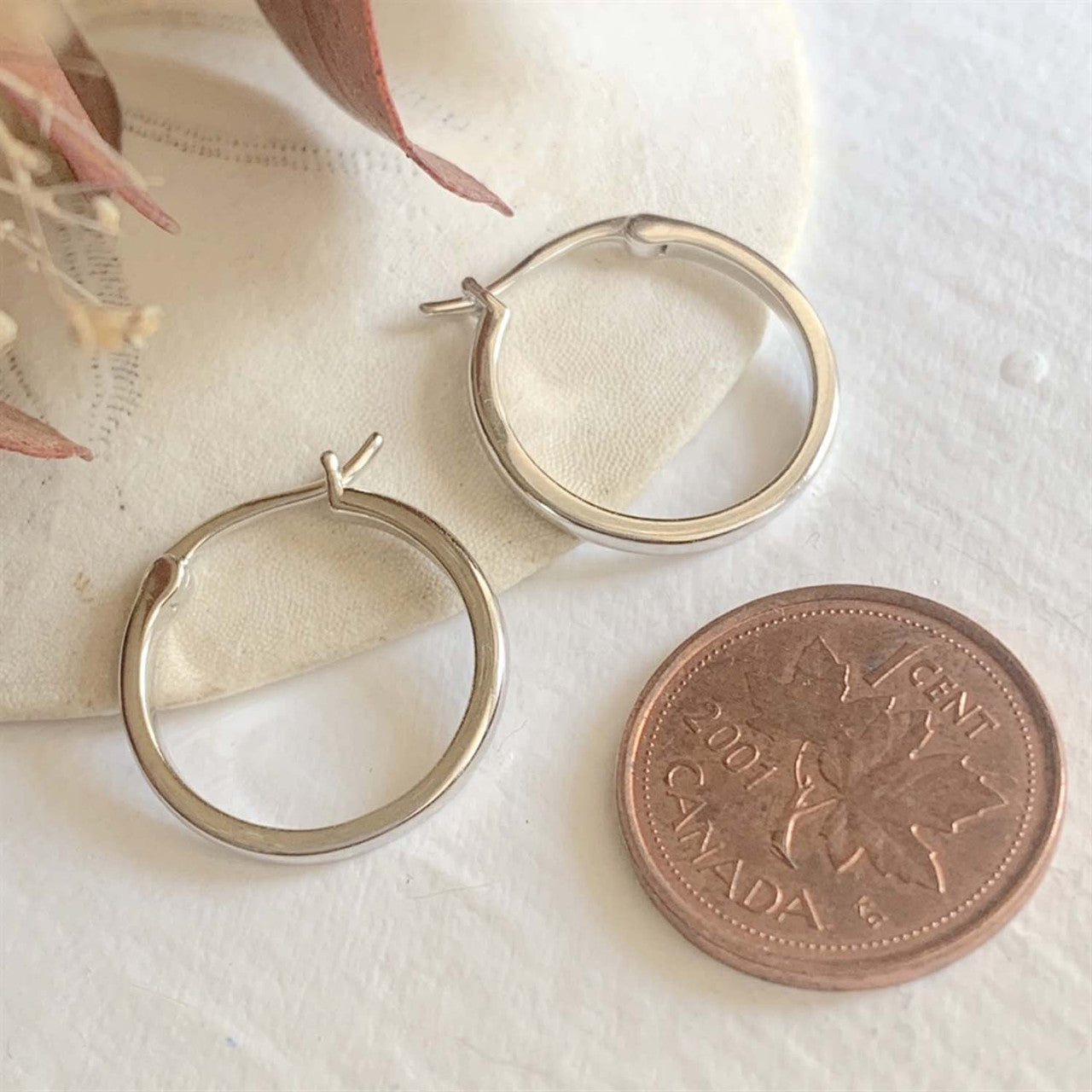 Acropolis 18mm Hoop Earrings in Sterling Silver