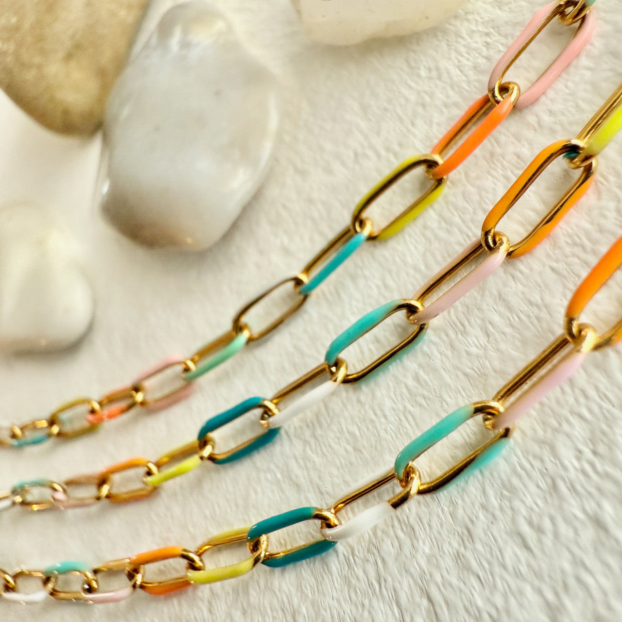 Bayside Paperclip Chain Bracelet in Enamel & Gold