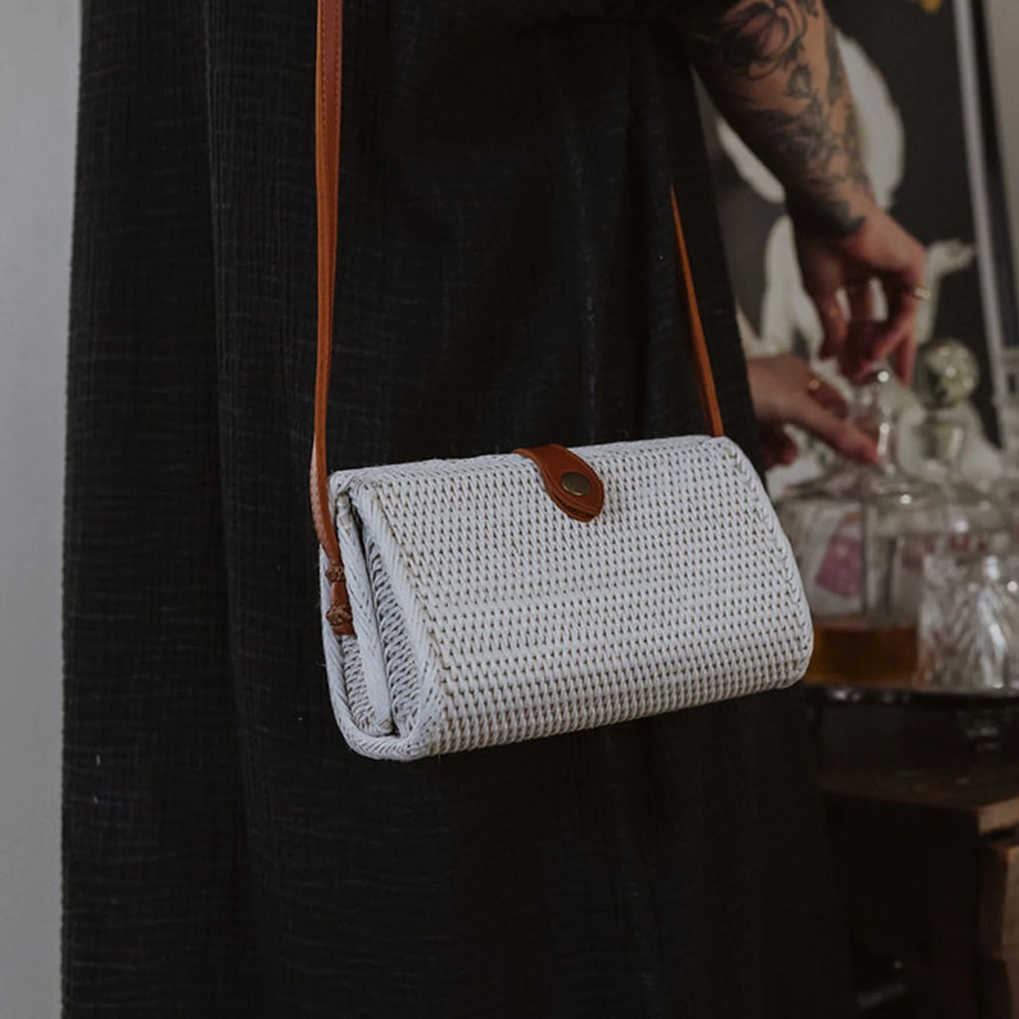 Bali Bag - Crossbody Top Clasp - White