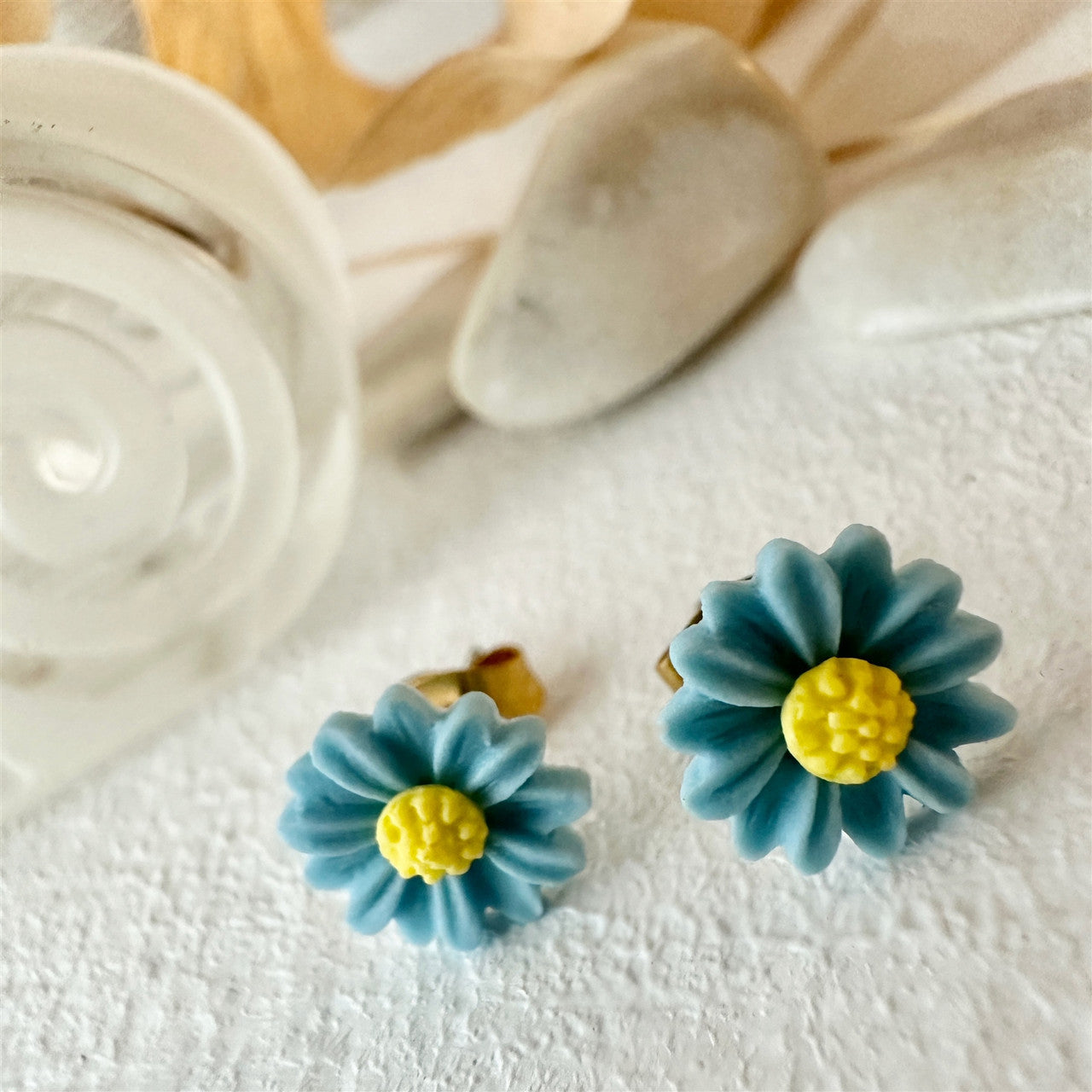 Bellis Porcelain Daisy Stud Earrings - Blue