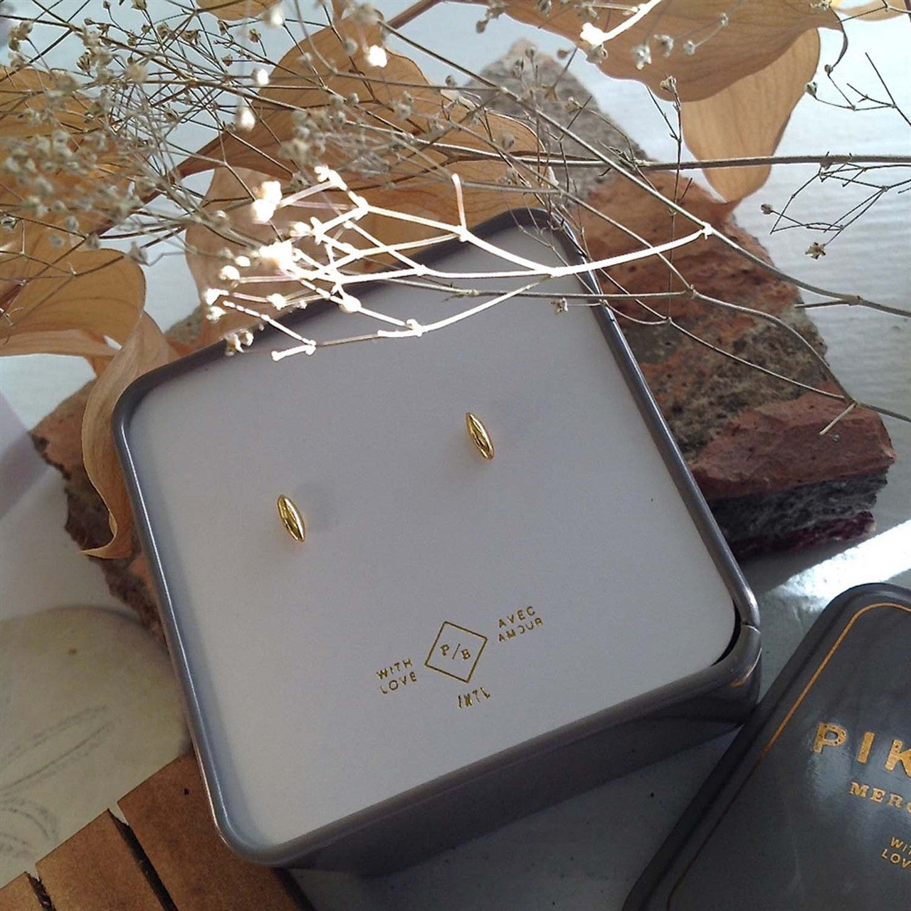 Brancusi Minimalist Stud Earrings in Gold Vermeil