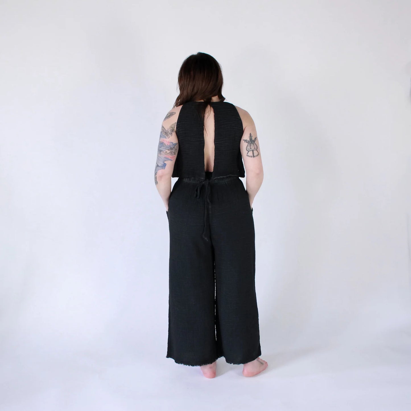 Crinkle Keyhole Tank - One-Sized - Black