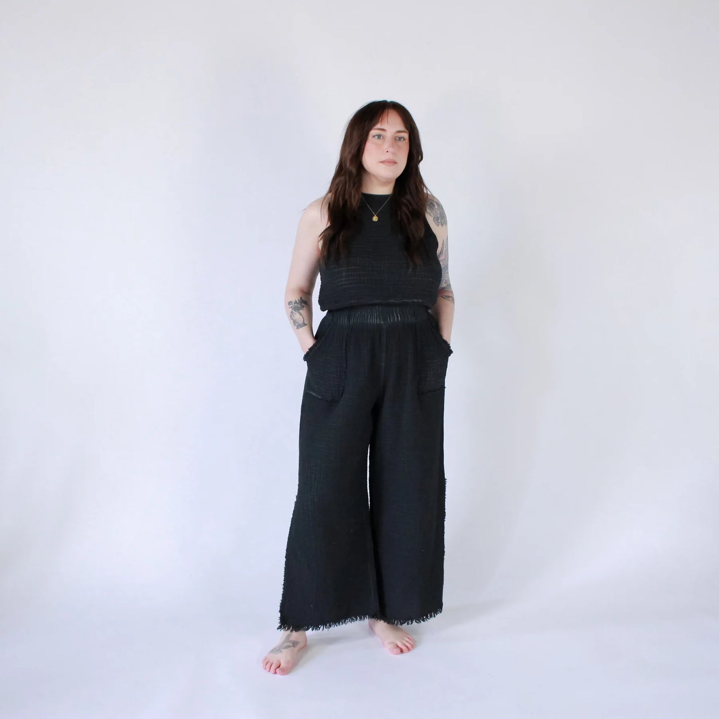 Crinkle Keyhole Tank - One-Sized - Black