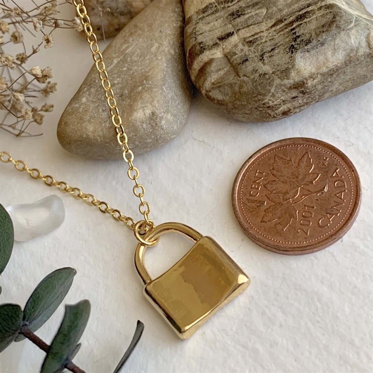 Cupid de Locke Padlock Charm Necklace in Gold