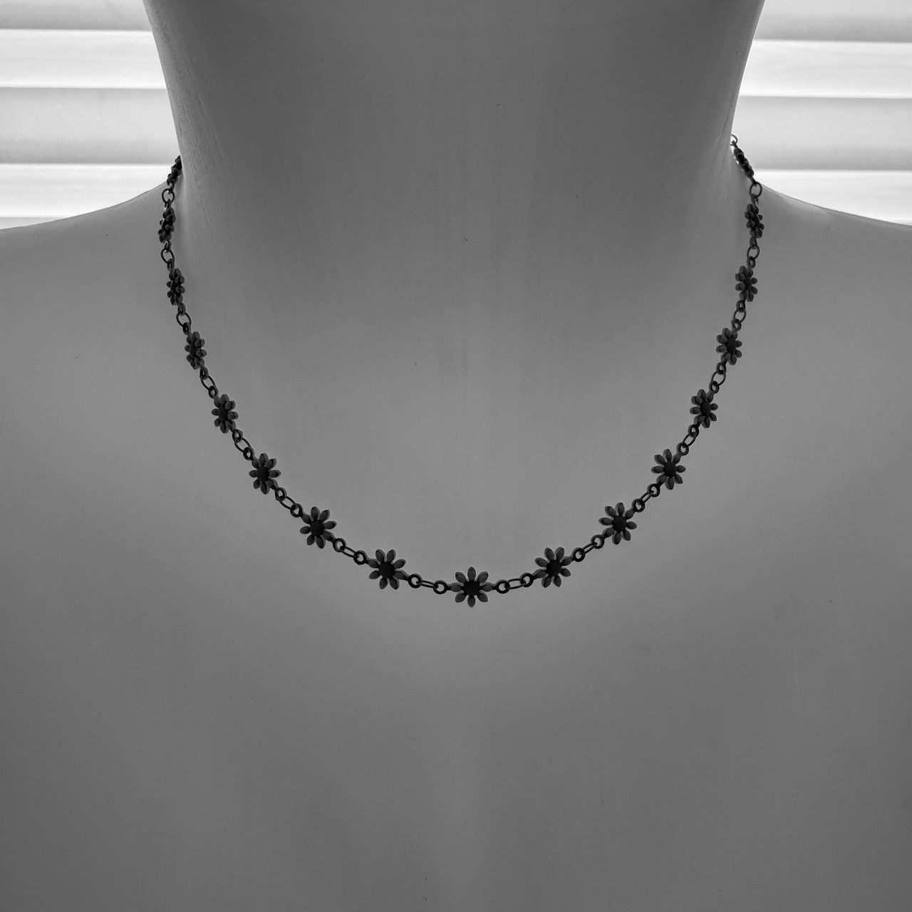 Daisy Jane Flower Chain Necklace in Enamel & Gold
