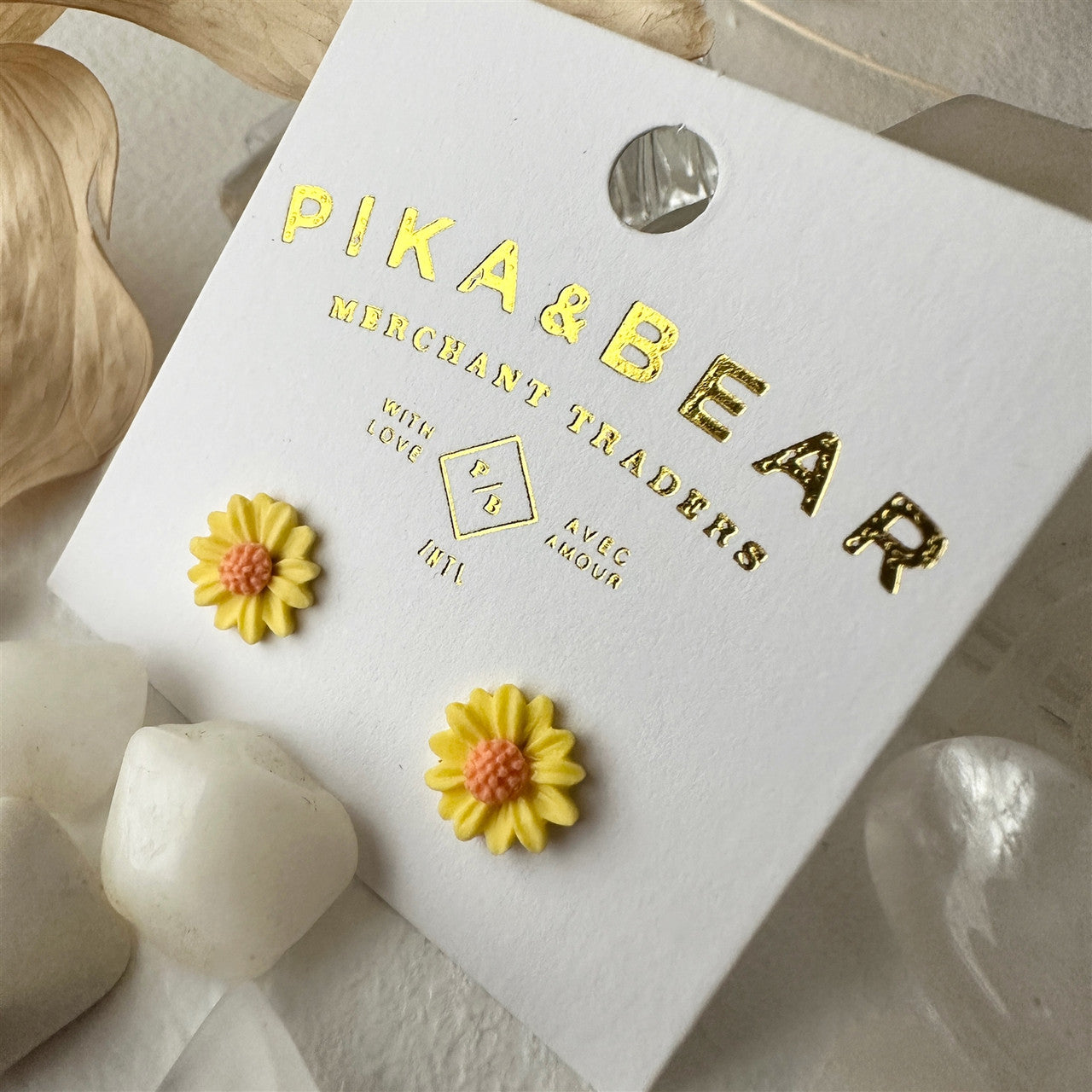Bellis Porcelain Daisy Stud Earrings - Yellow