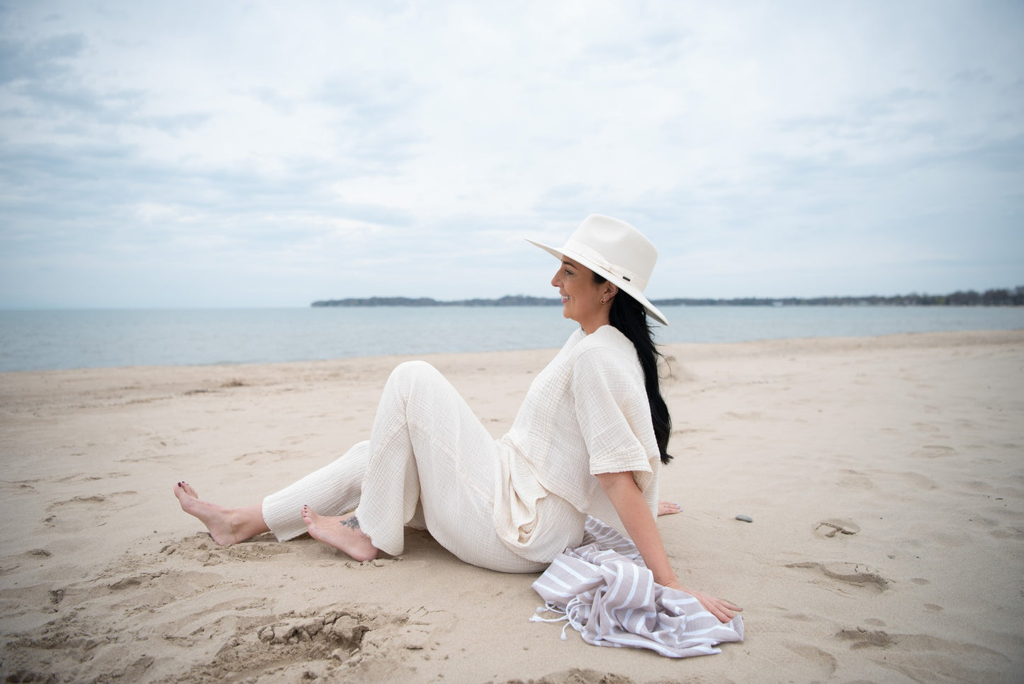 Crinkle Palazzo Pants - One-Sized - Cream