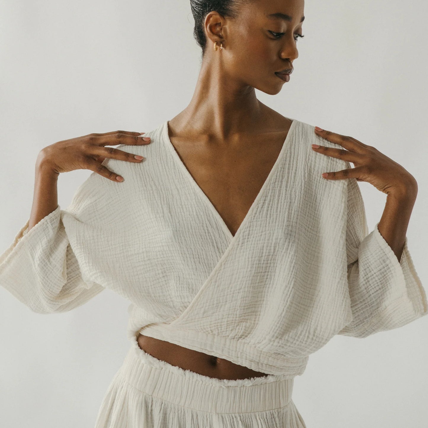 Crinkle Balloon Sleeve Top - One- Sized - Cream