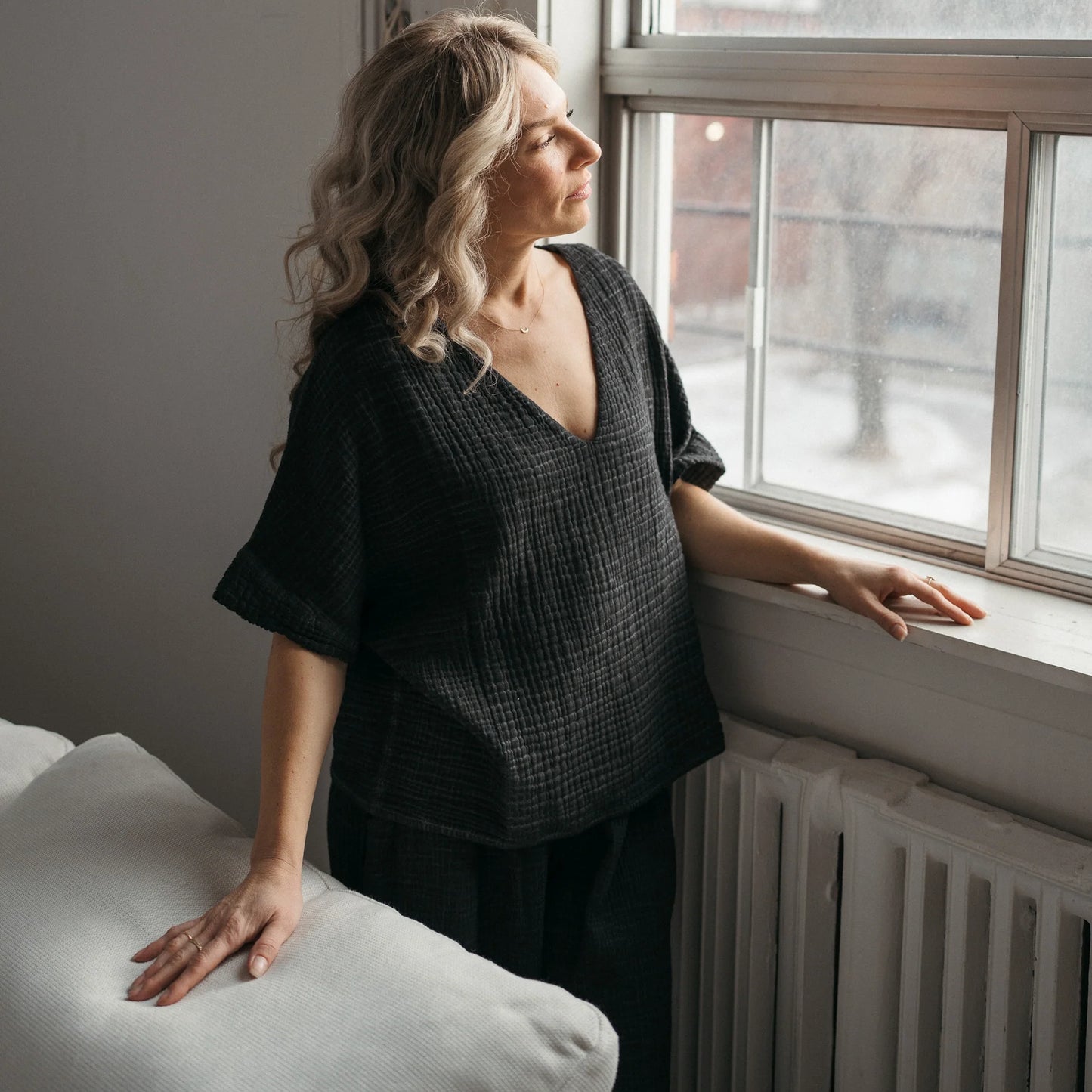Crinkle V Neck Top - One-Sized - Black