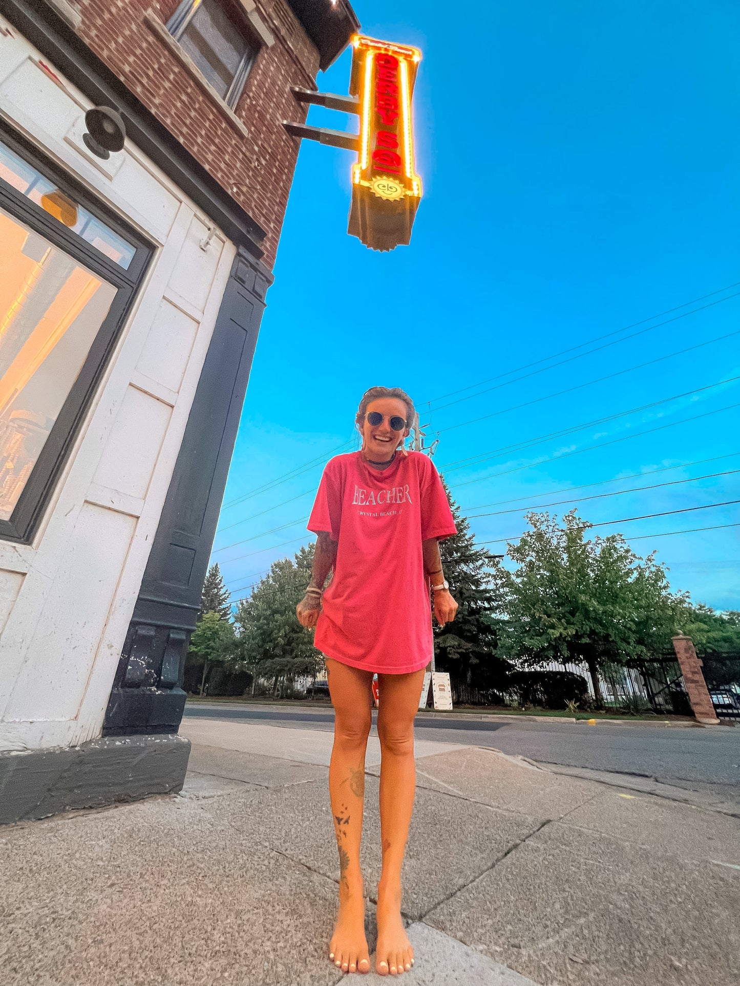 Vintage Beacher Throwback Tee - Coral