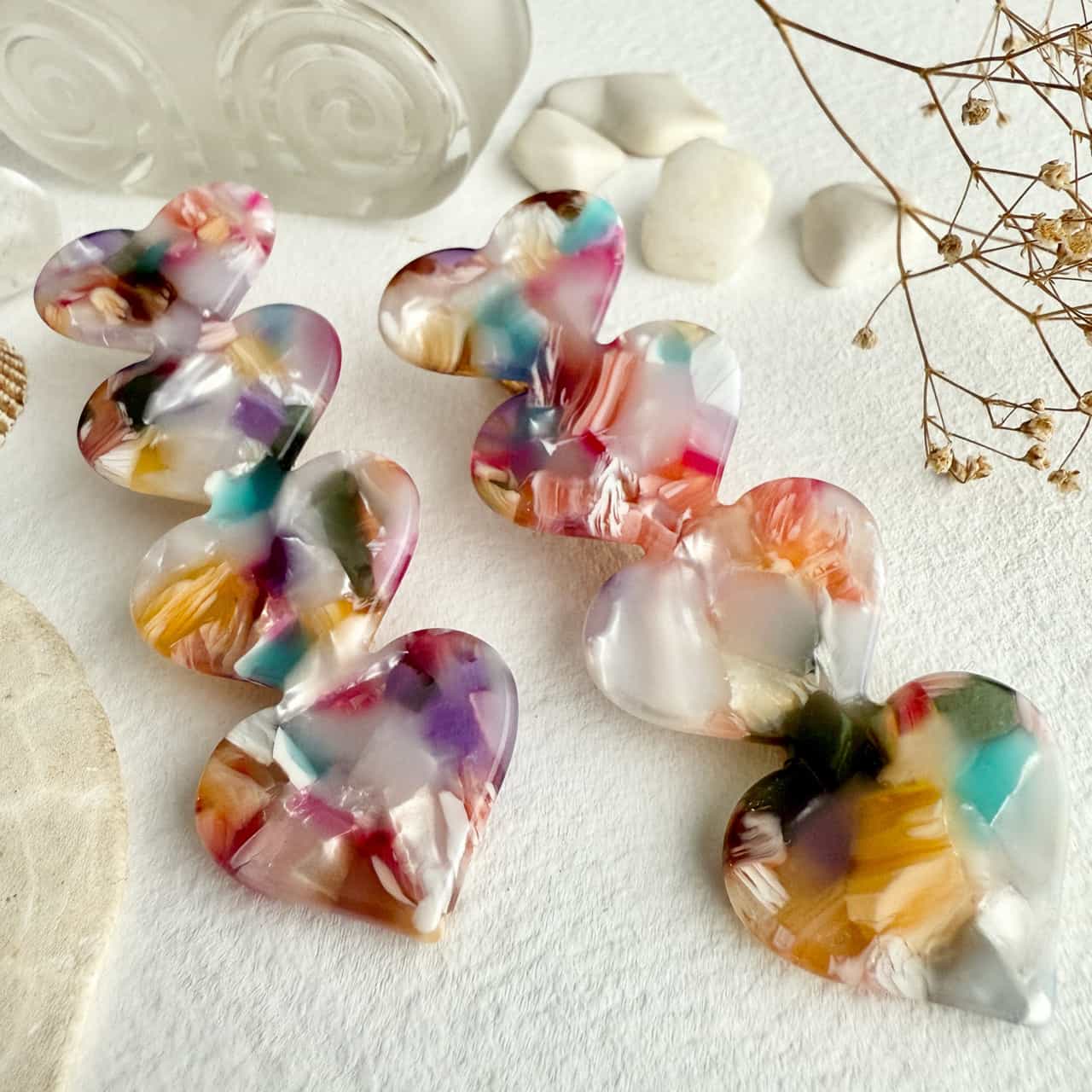 Love is a Battlefield Quadruple Heart Duckbill Hair Clip in Kyoto