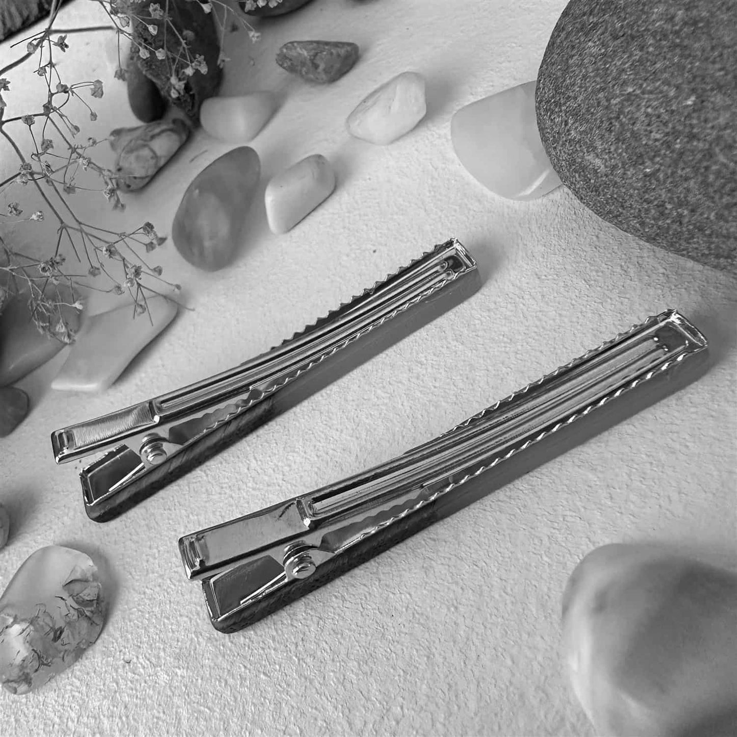 Simone - Wood & Acrylic Duckbill Hairclips in Grey