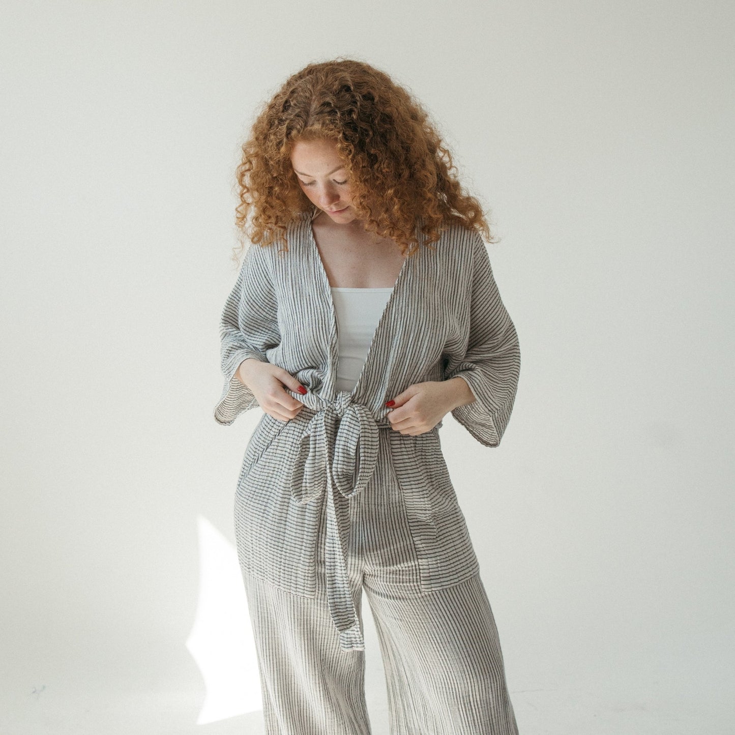 Striped Crinkle Balloon Sleeve Top - Charcoal