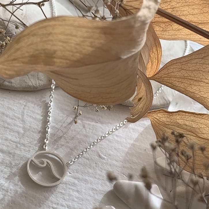 Baja Wave Pendant Necklace in Silver
