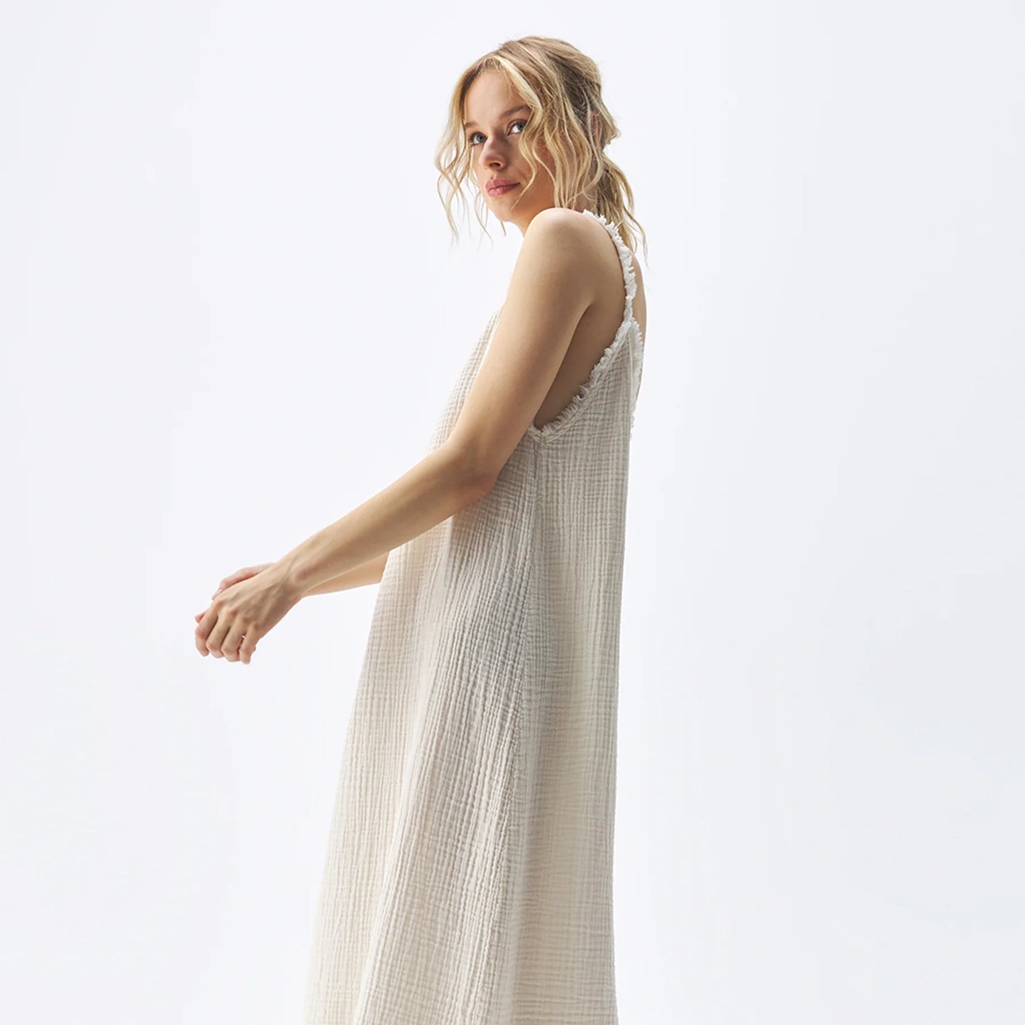 Crinkle Strappy Dress - One Sized - Cream
