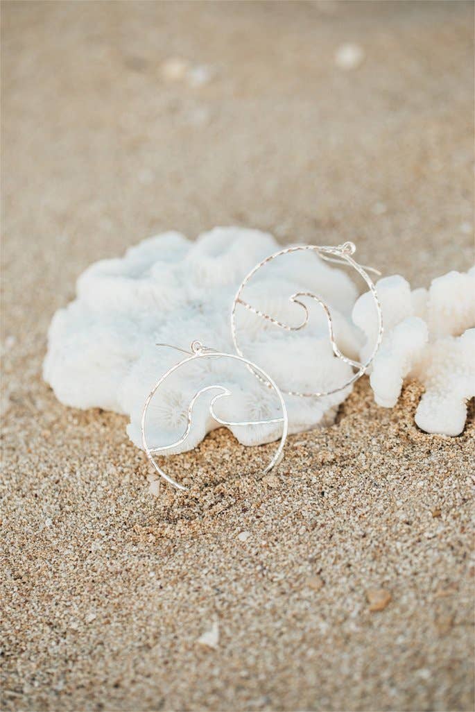 Peahi Wave Hoop Earring Sterling Silver