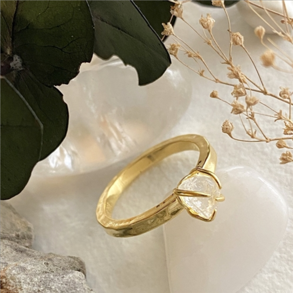 Vanessa Raw Clear Crystal With Hammered Band Ring in Gold Vermeil