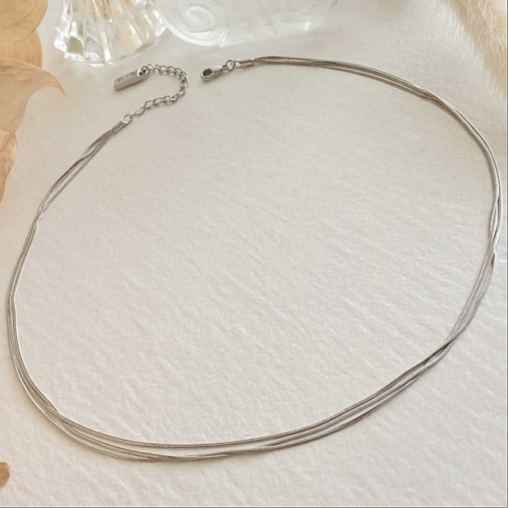 Ariadne Triple Layer Tiny Snake Chain Necklace in Silver