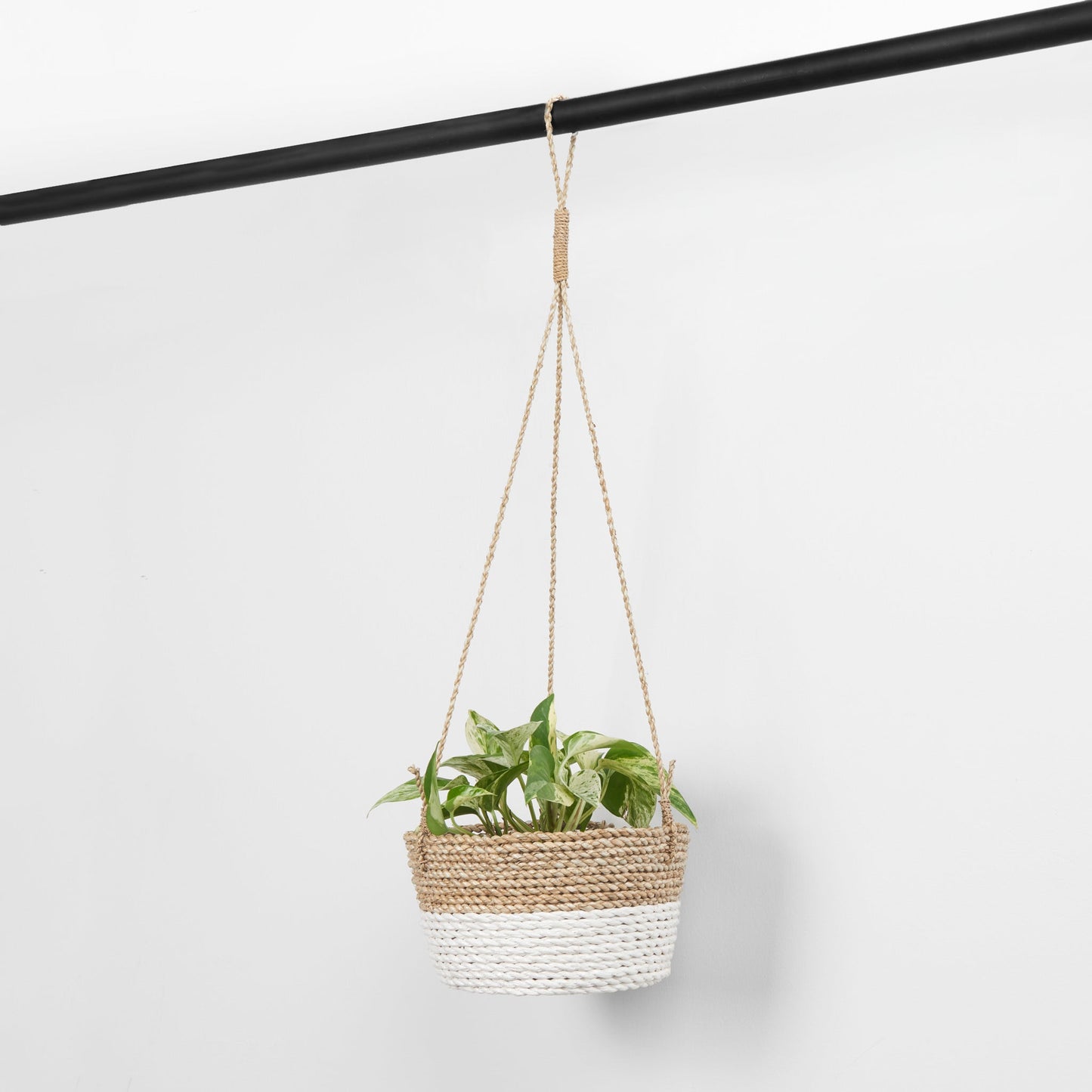 Classic Hanging Basket - White/Natural