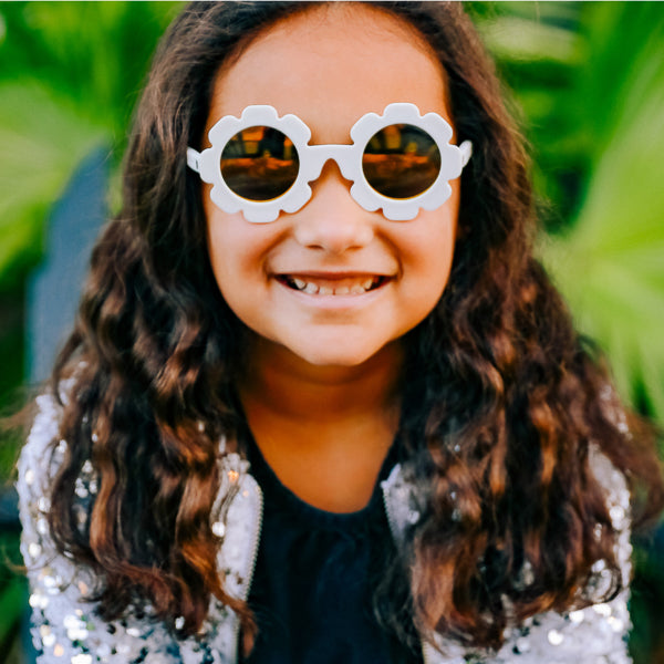 The Daisy - White Flowers with Gold Mirror Lenses