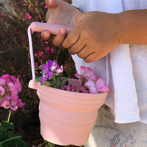 Scrunch Seedling Pot and Trowel Set
