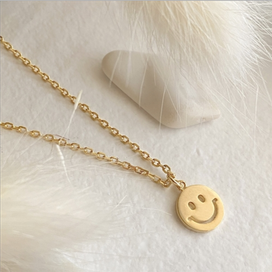 Have a Nice Day Smiley Face Charm Necklace in Gold