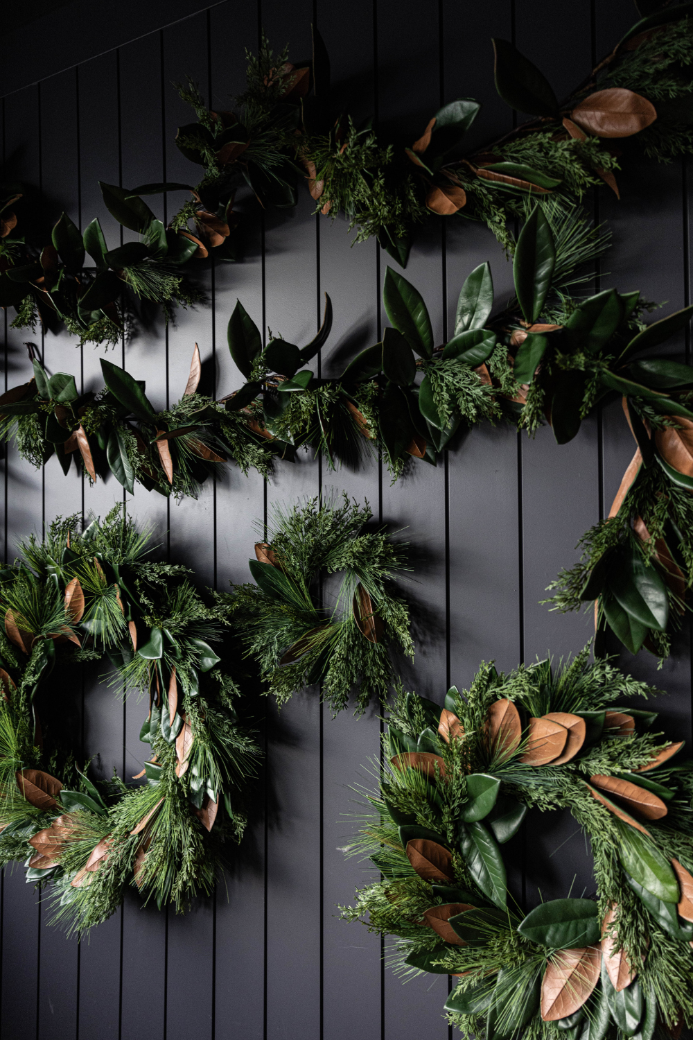 Magnolia Norfolk Cypress Mixed Real Touch Wreath - 24"