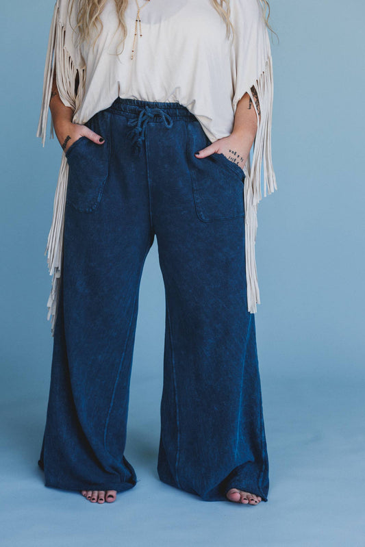 Fall Favorite: Relaxing Robin Wide Leg Pant - New Navy