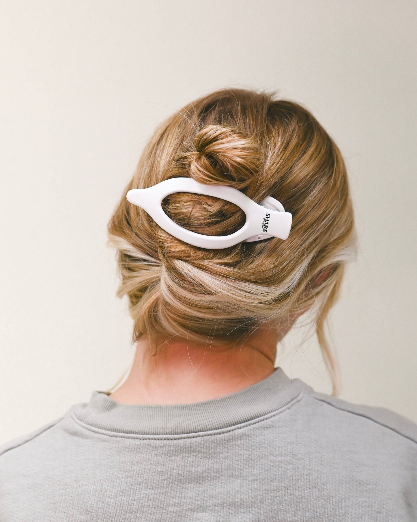 Pure White Matte Wide Lay Flat Clip