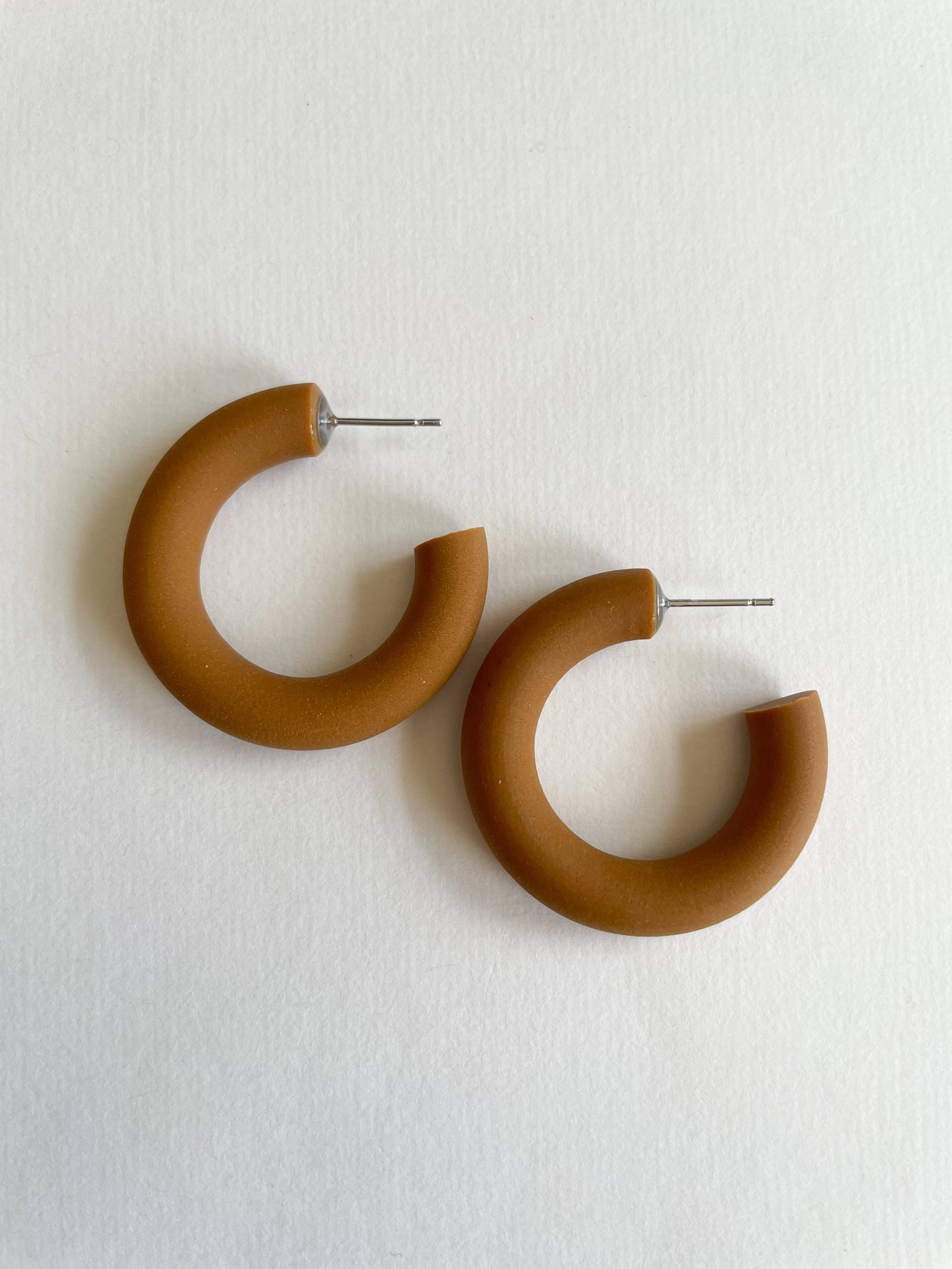 Ellory Hoops in Acorn