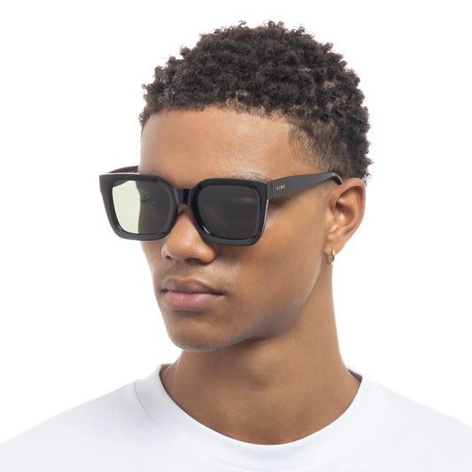 Abstraction - Black Polarized