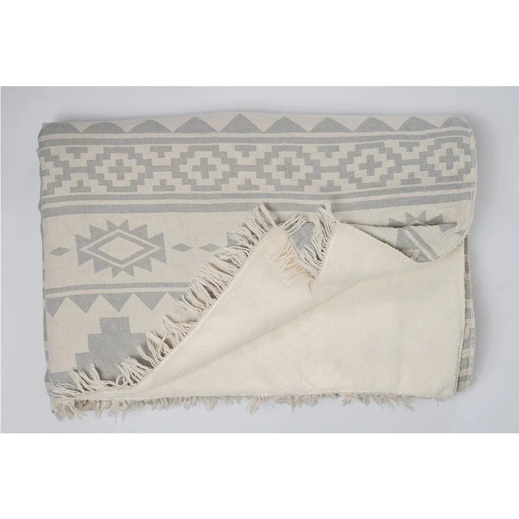 Atzi Fleece Lined Throw - Light Grey