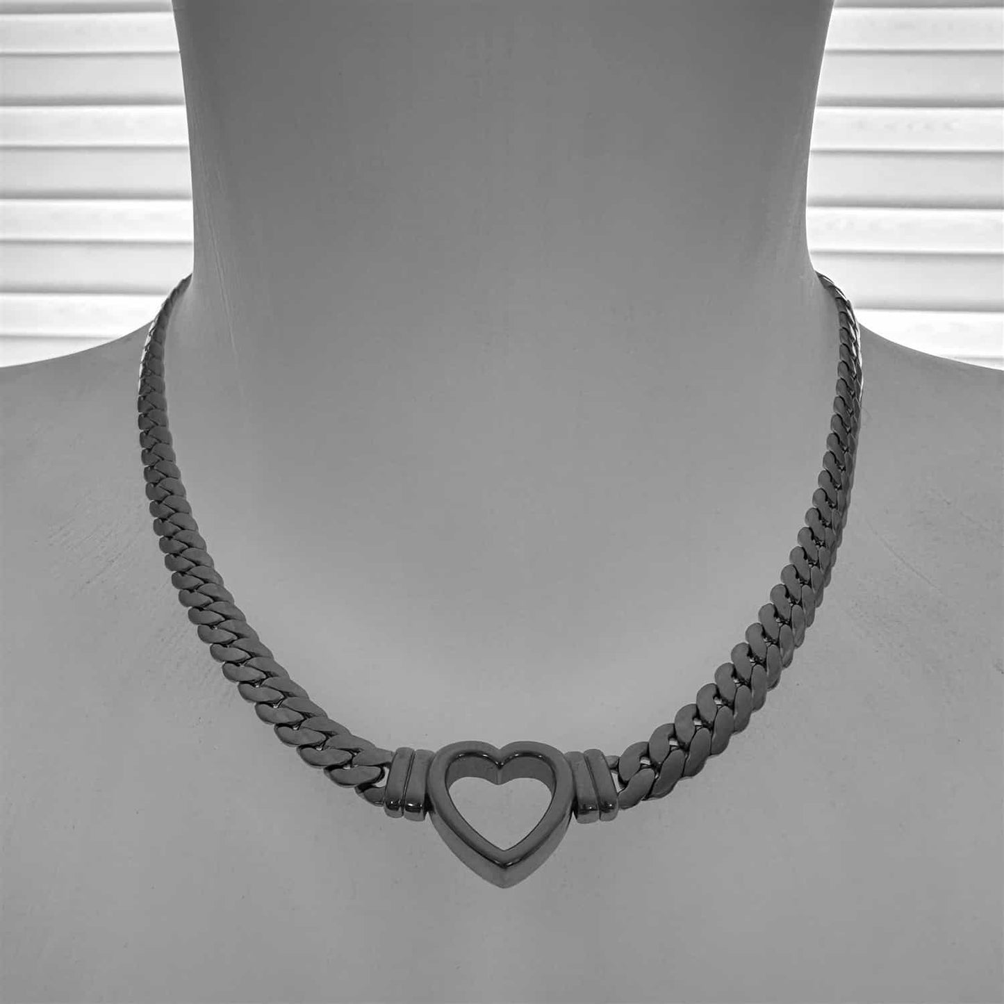 Bellatrix Cuban Chain Necklace with Heart