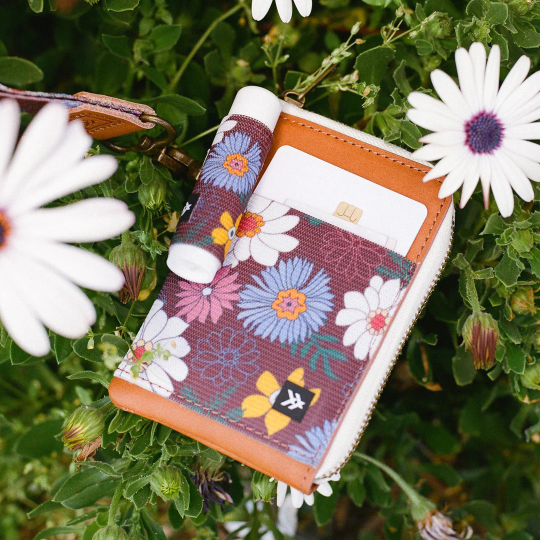Clover Zipper Wallet