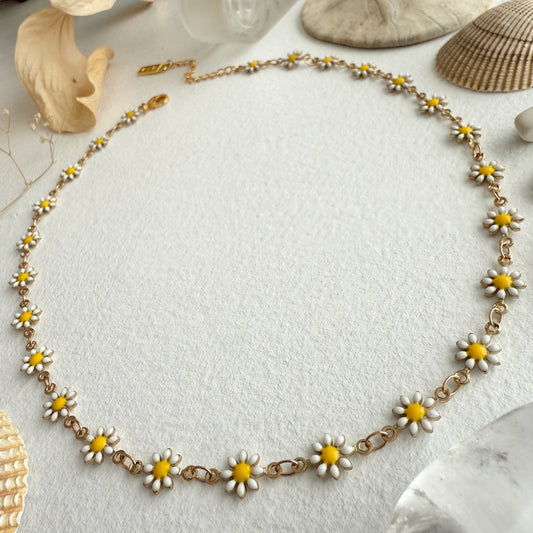 Daisy Jane Flower Chain Necklace in Enamel & Gold