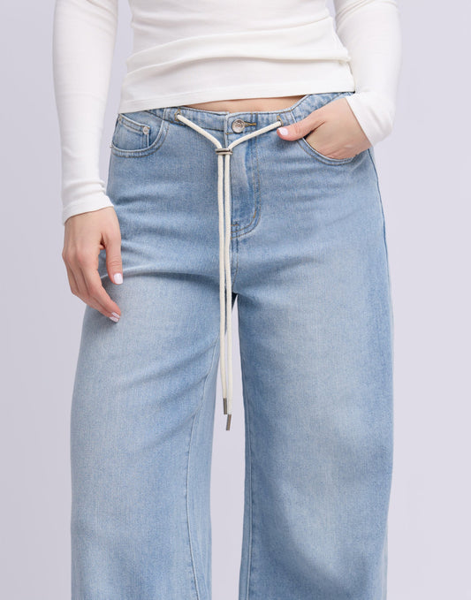 Lily Wide Featherweight - Classic Rise - Rihanna
