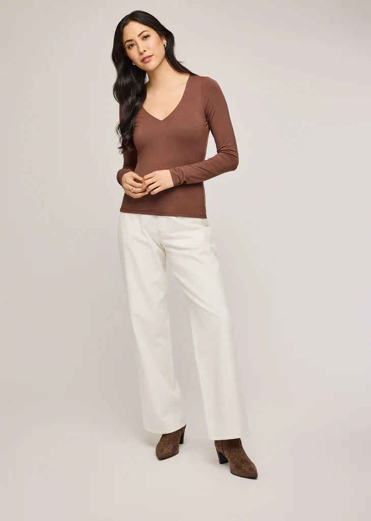 Linette V-neck - Brunette