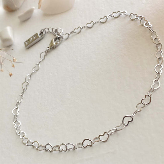 Love Bites Tiny Heart Chain Anklet in Silver