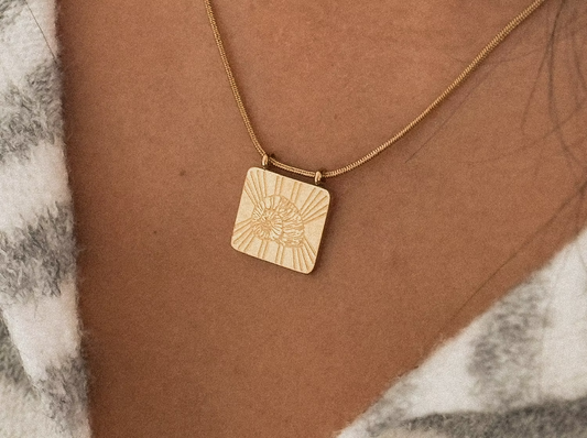 Seashell love necklace