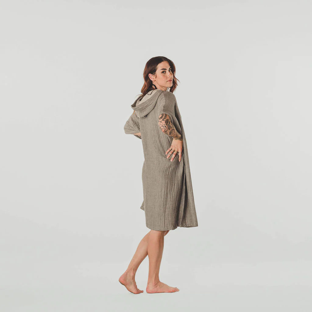 Shoreline Poncho - Pebble