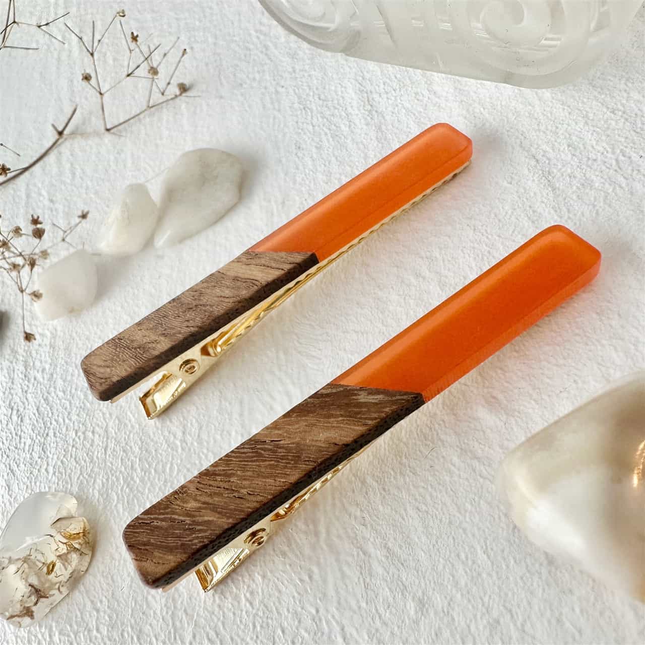 Simone - Wood & Acrylic Duckbill Hairclips in Carrot