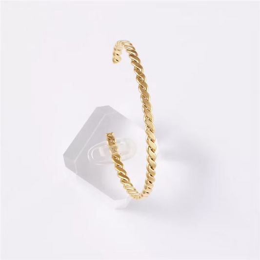 The Skinny Squan cuff