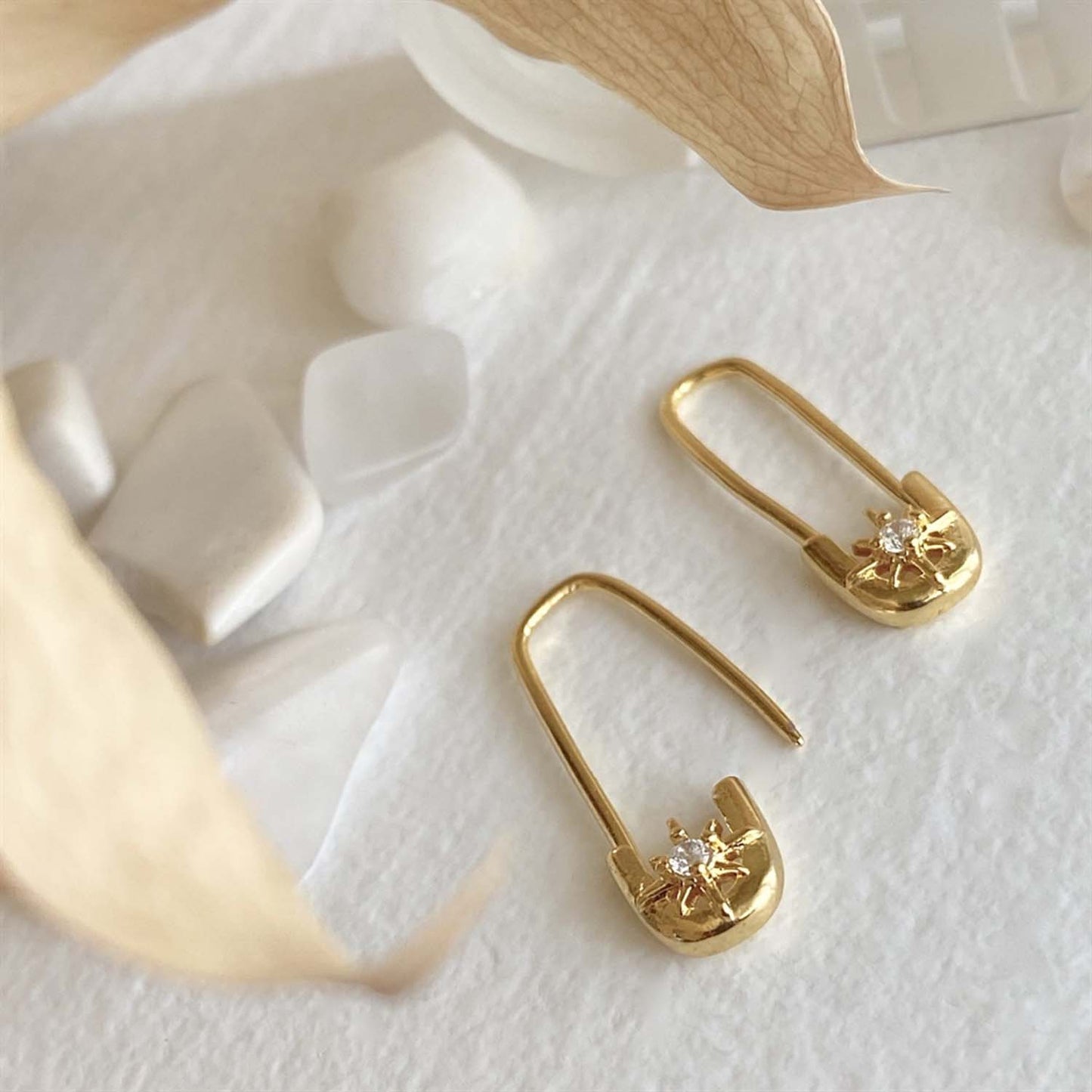Walter Star Studded Safety Pin Style Earrings in Gold