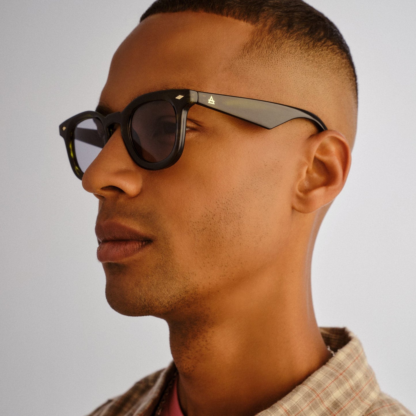 Aperture - Ashen Olive