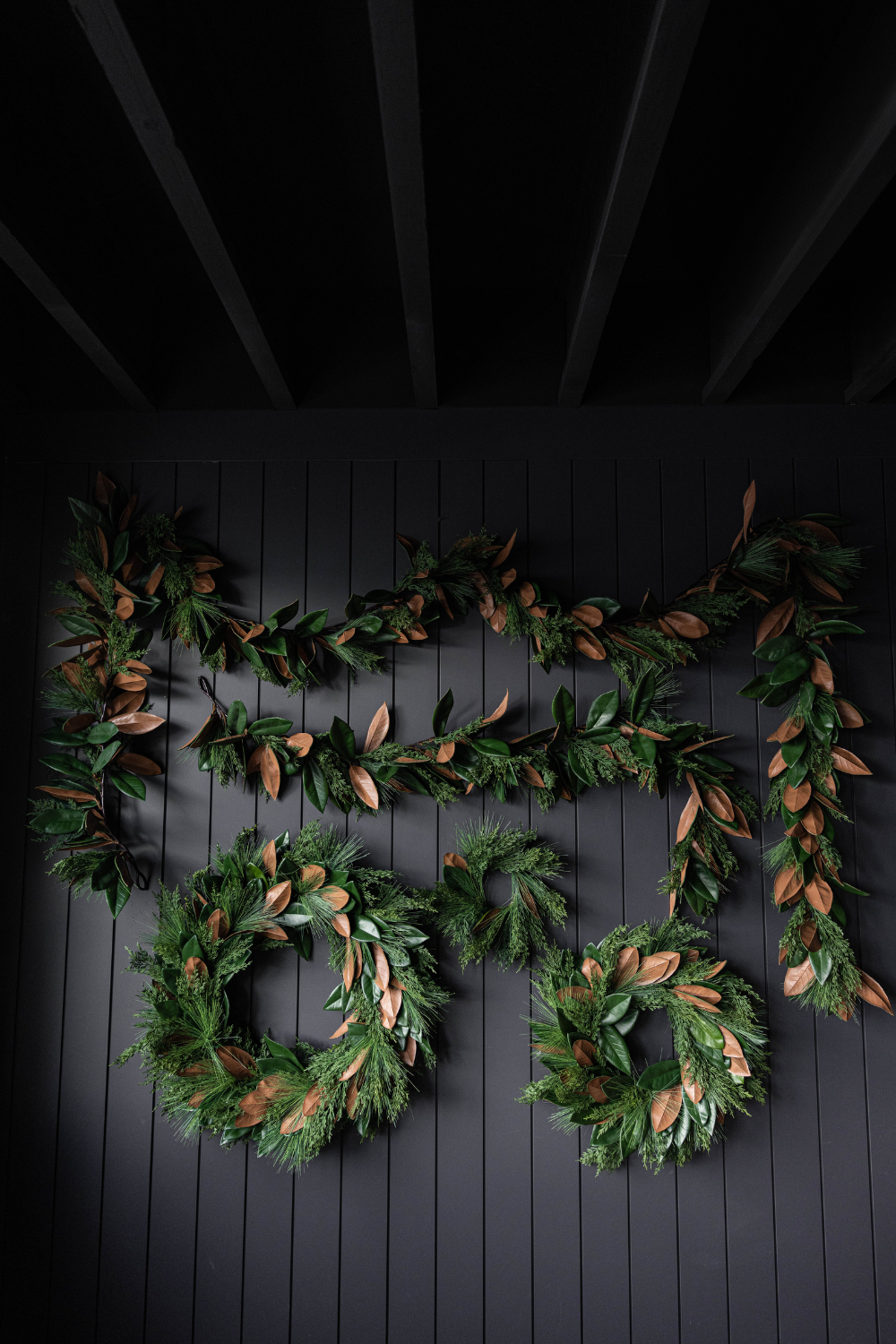 Magnolia Norfolk Cypress Mixed Real Touch Wreath - 24"