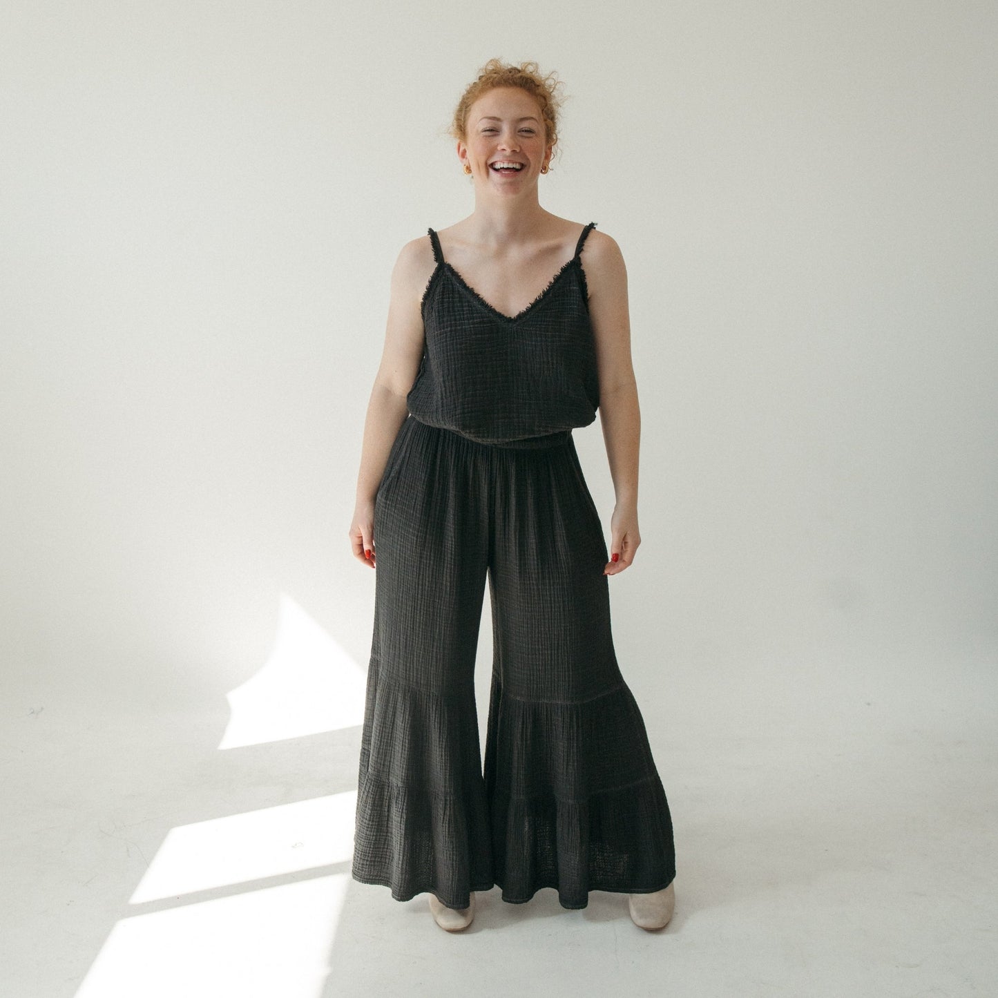 Crinkle Ruffled Pants - Black