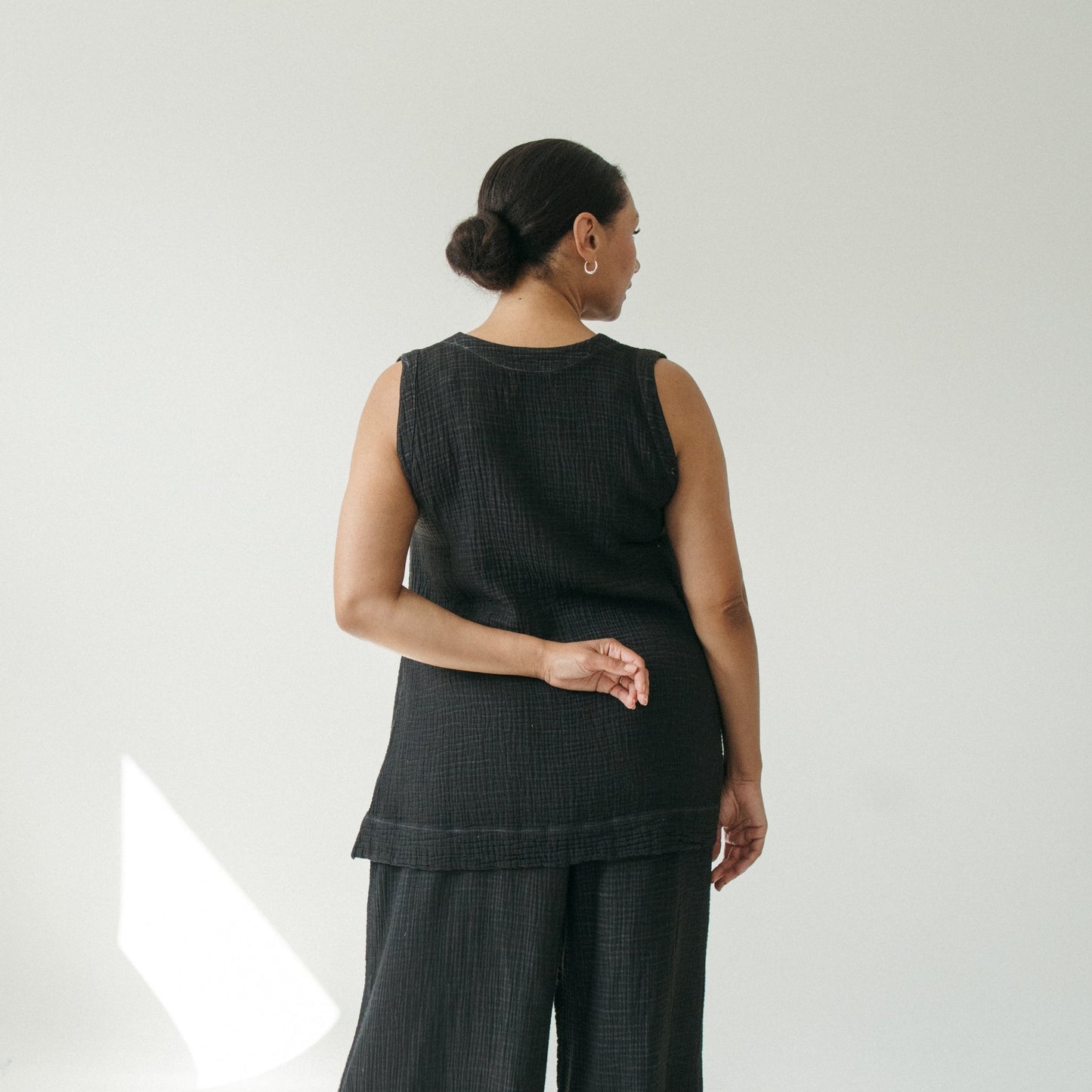 Crinkle Tunic Top - Black