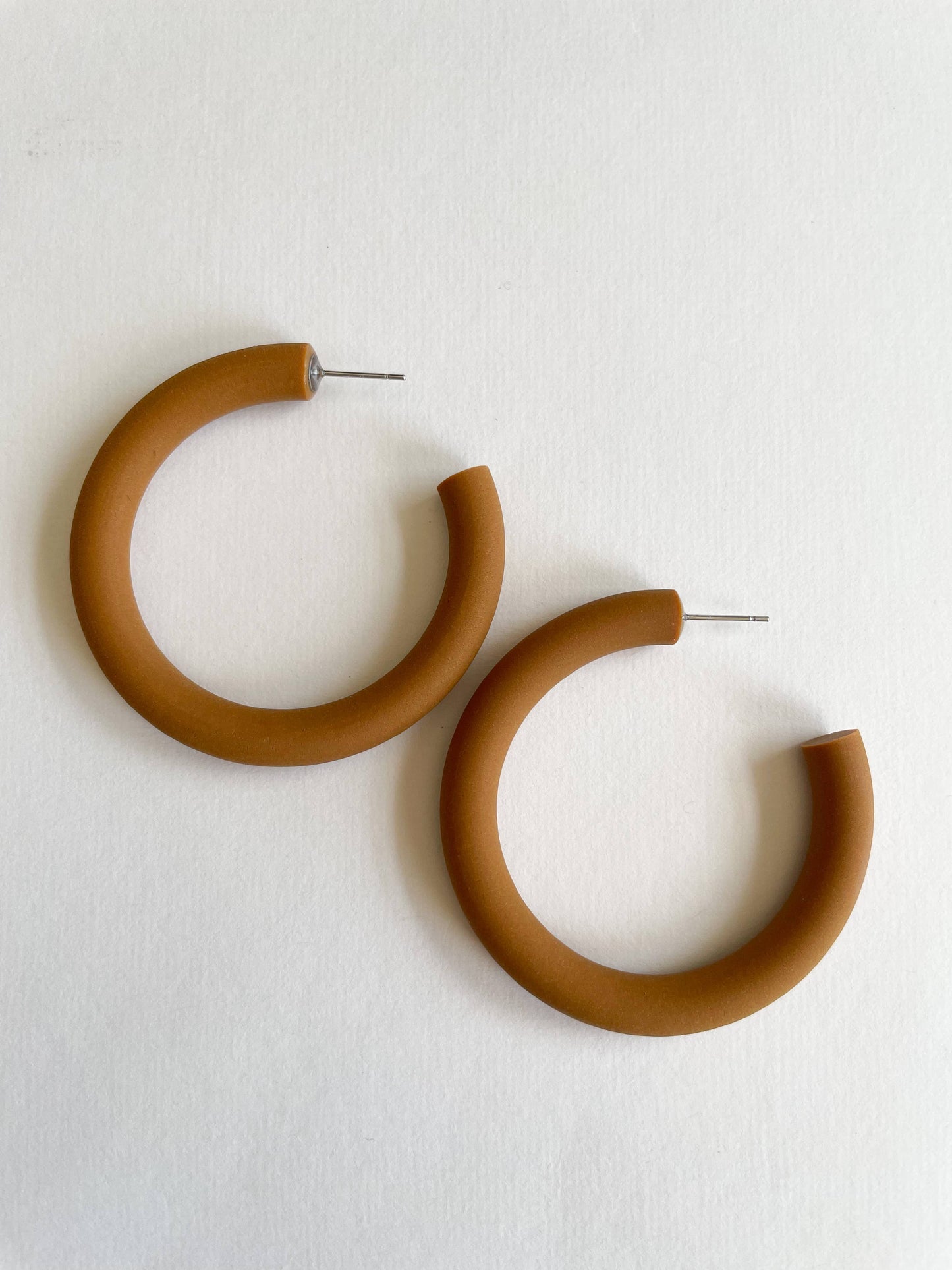 Ellory Hoops in Acorn